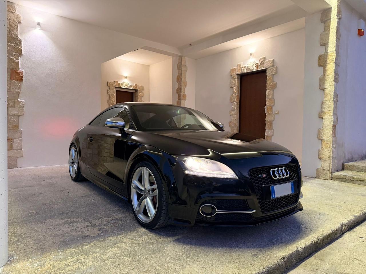 Audi TT TTS Coupé 2.0 TFSI 272 cv