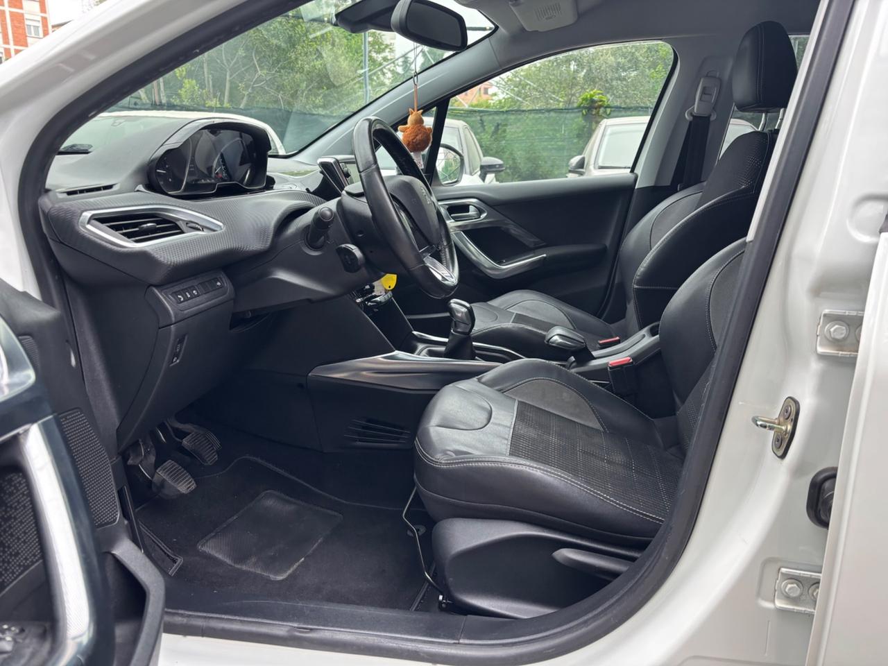 Peugeot 2008 1.6 hdi 92 CV Allure OK NEOPATENTATI