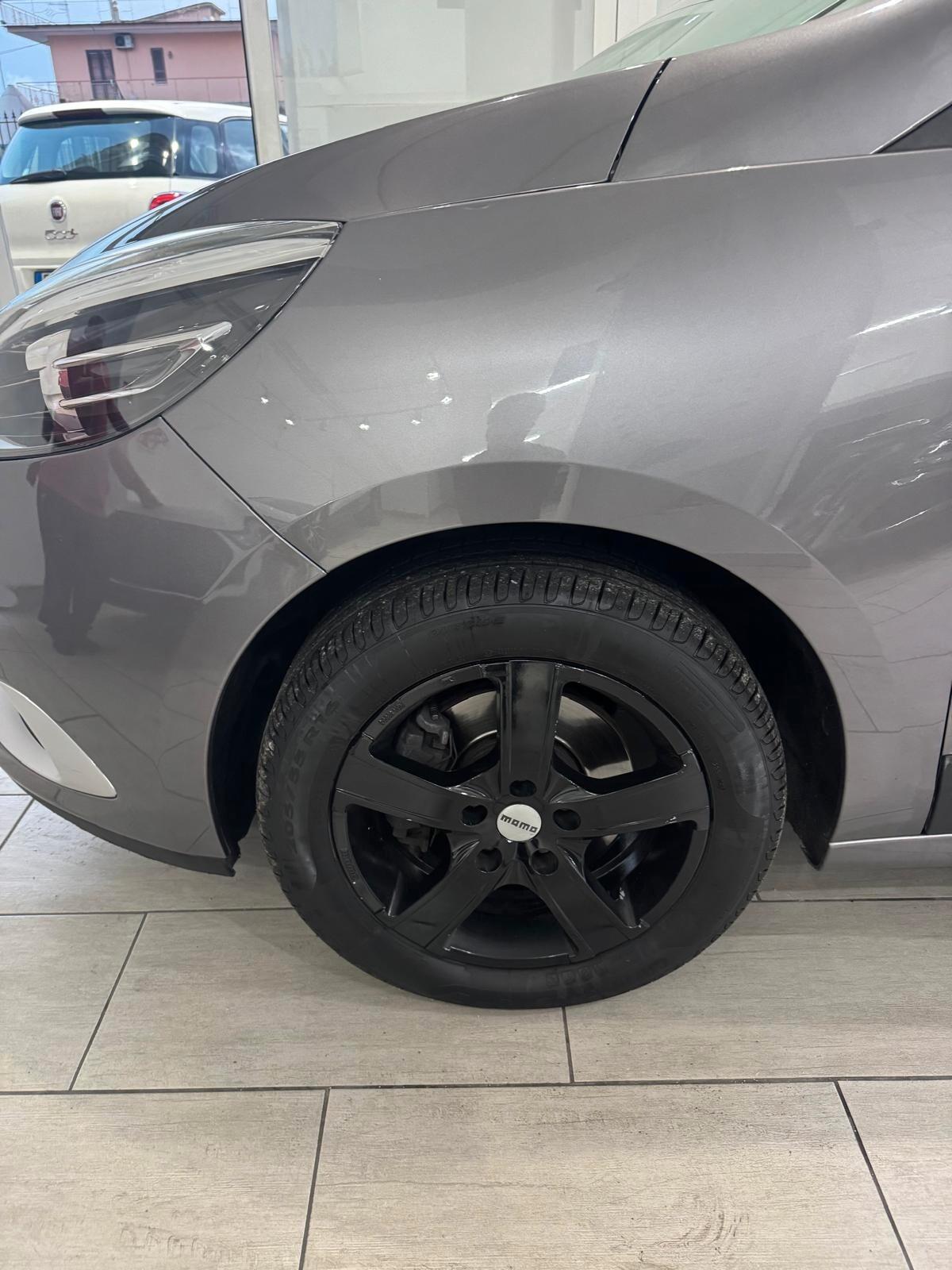 Renault Scenic Scénic XMod 1.6 GPL Wave