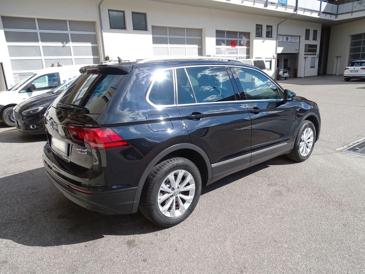 Volkswagen Tiguan 2.0 TDI SCR DSG 4MOTION Business BMT