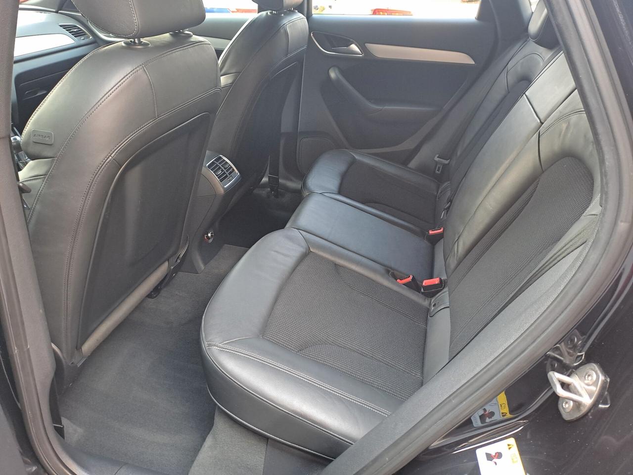 AUDI Q3 2.0 TDI 177CV QUATTRO S-TRONIC S-LINE - GANCIO TRAINO