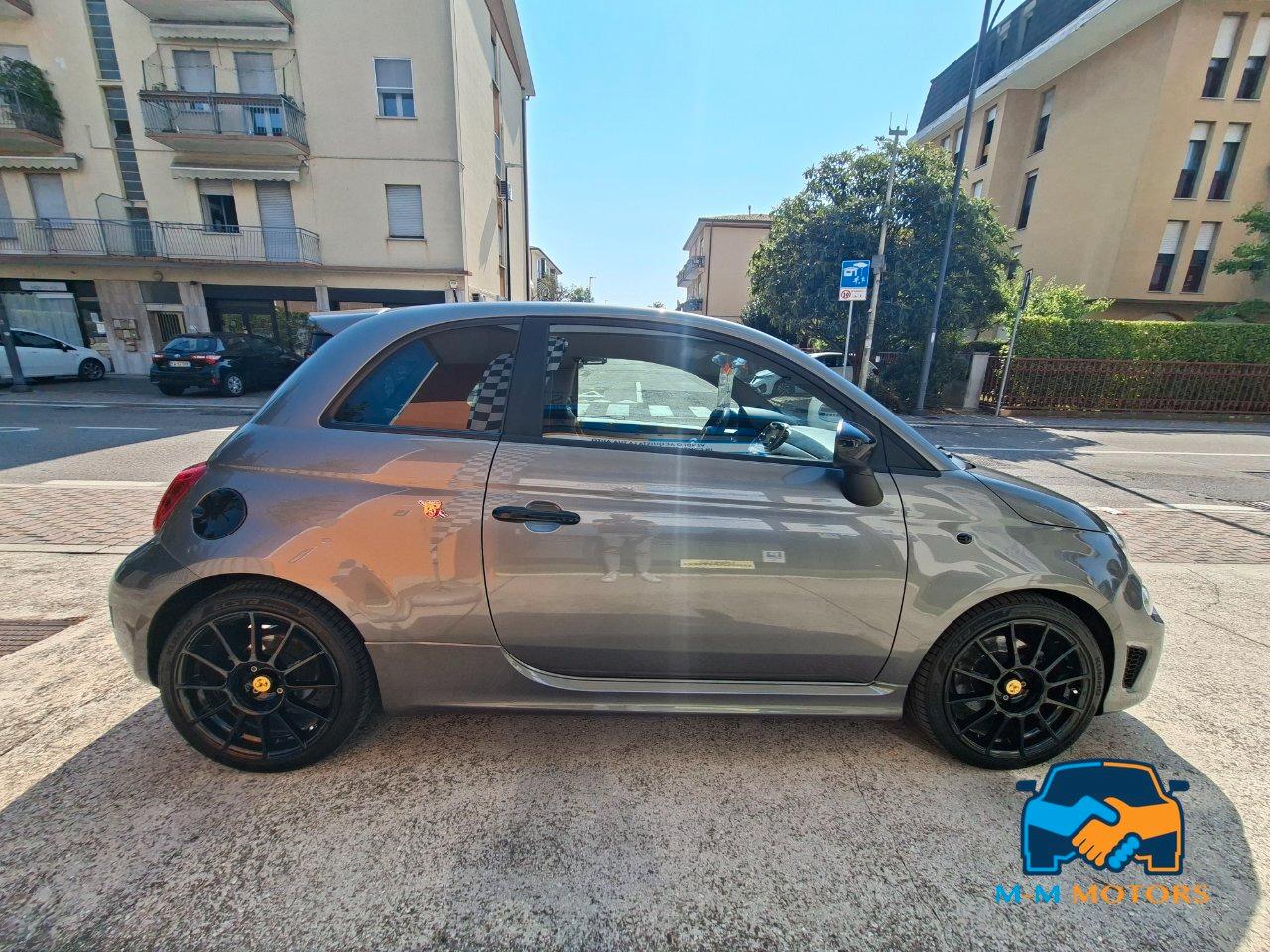 Abarth 595 1.4 t-jet Turismo cinghia sostituita
