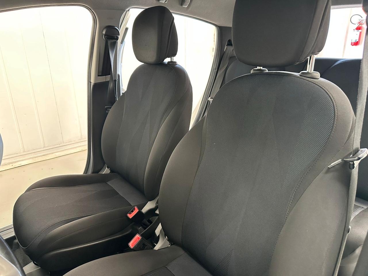 Lancia Ypsilon 1.0 FireFly 5 porte S&S Hybrid Ecochic