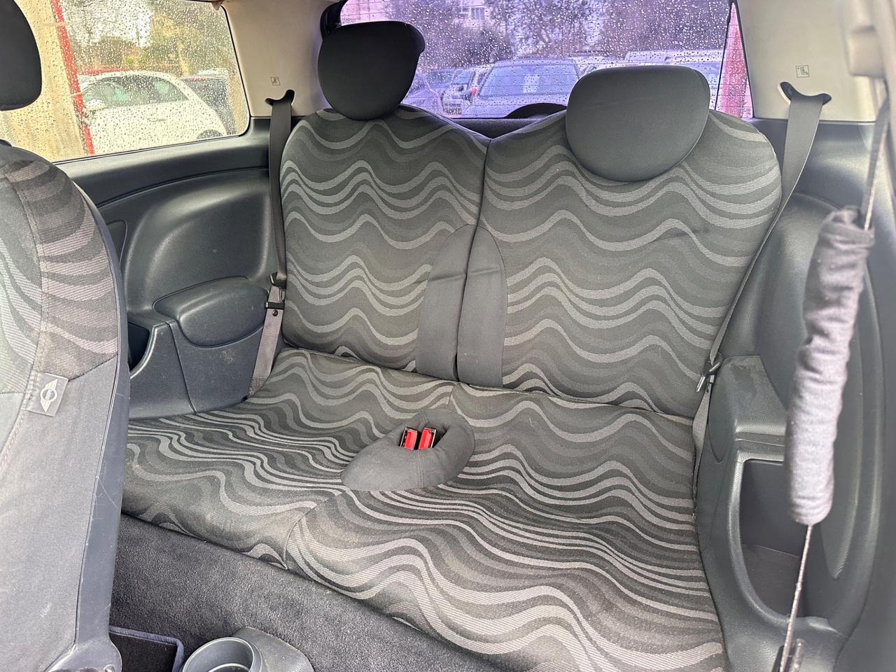 Mini 1.4 tdi One D-2003