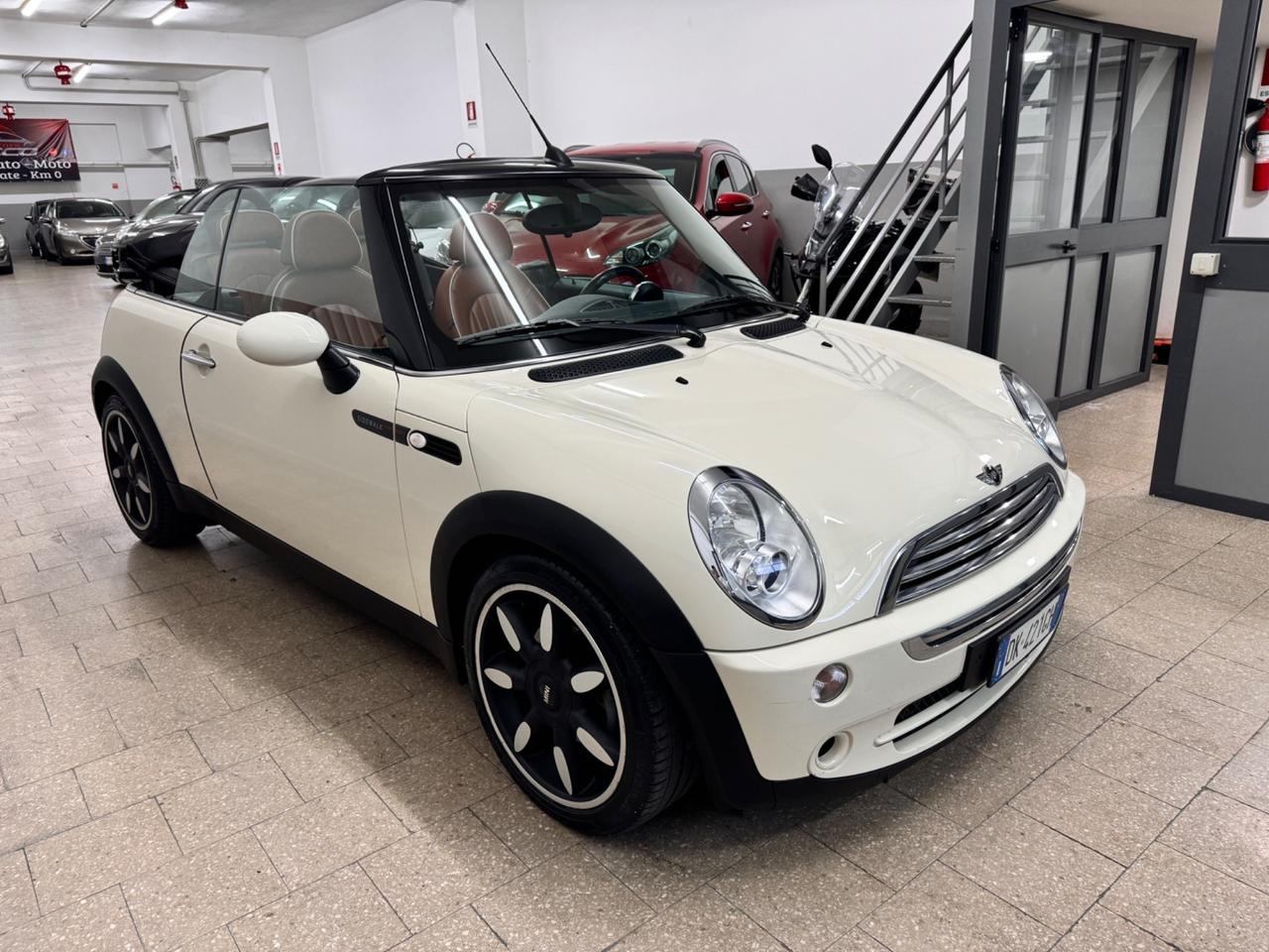 Mini Cooper 1.6 116 Cv Sidewalk Cabrio 75.000 KM