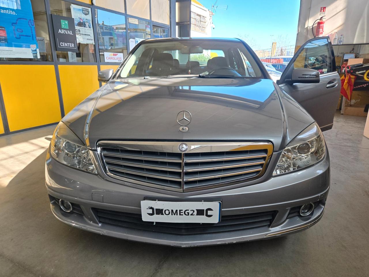 Mercedes-benz C 220 UNICOPROPRIETARIO