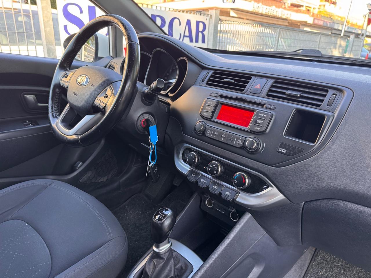 Kia Rio 1.1 CRDi 5p. Neopaten garanzia 12 mesi