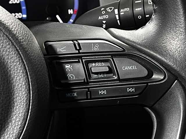 Toyota Yaris Cross 1.5 Hybrid 5p. E-CVT AWD-i Premiere