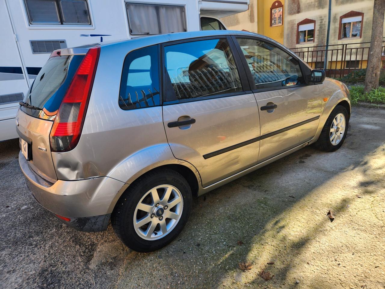 Ford Fiesta 1.4 TDCi 5PORTE UNICOPROPRIETARIO