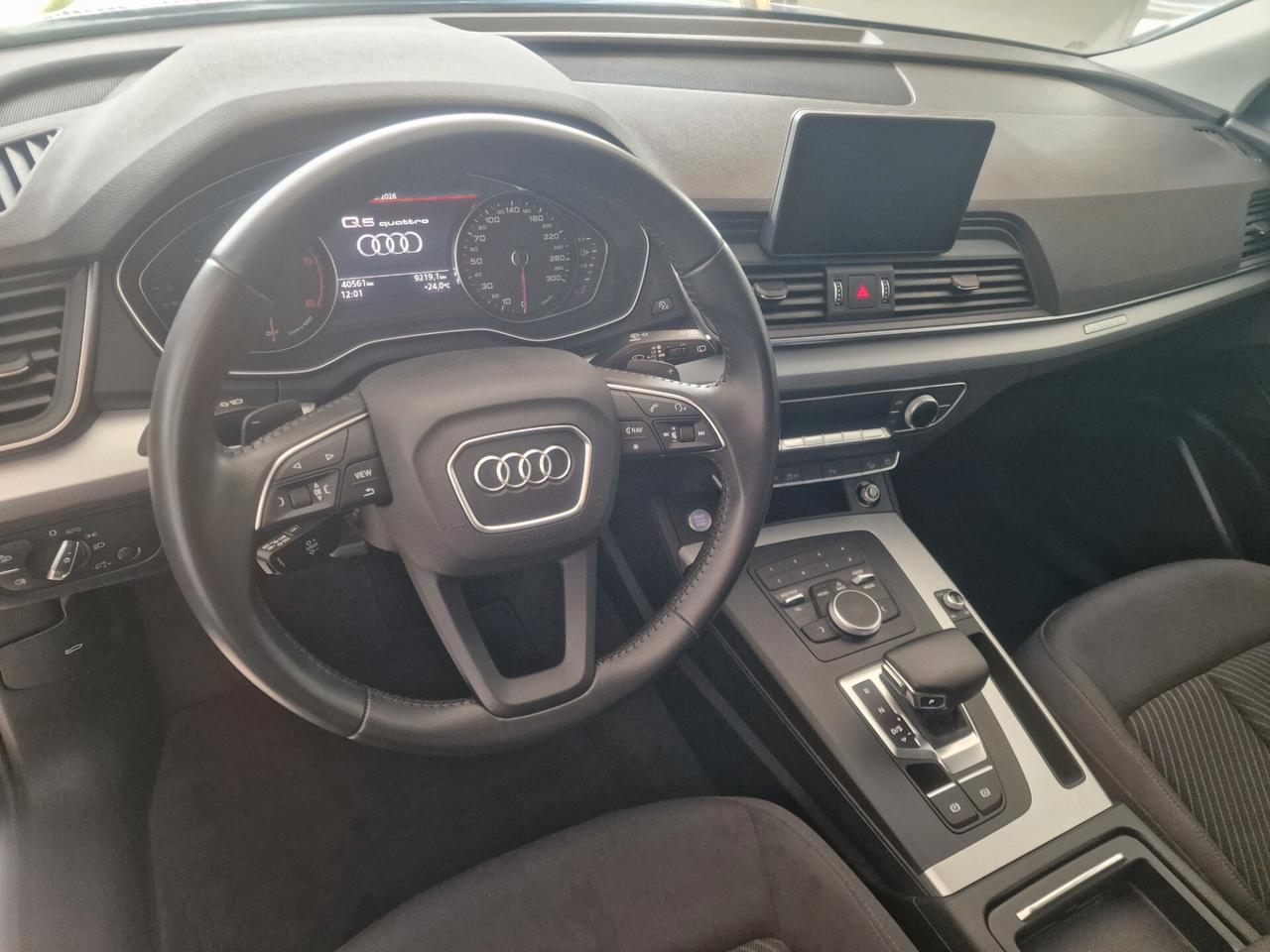 Audi Q5 2.0 TDI quattro S Tronic