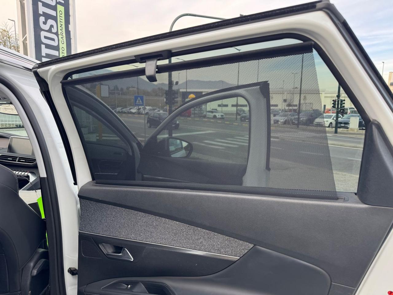 Peugeot 5008 1.5 Blue HDI 130 Allure 7 Posti #7721