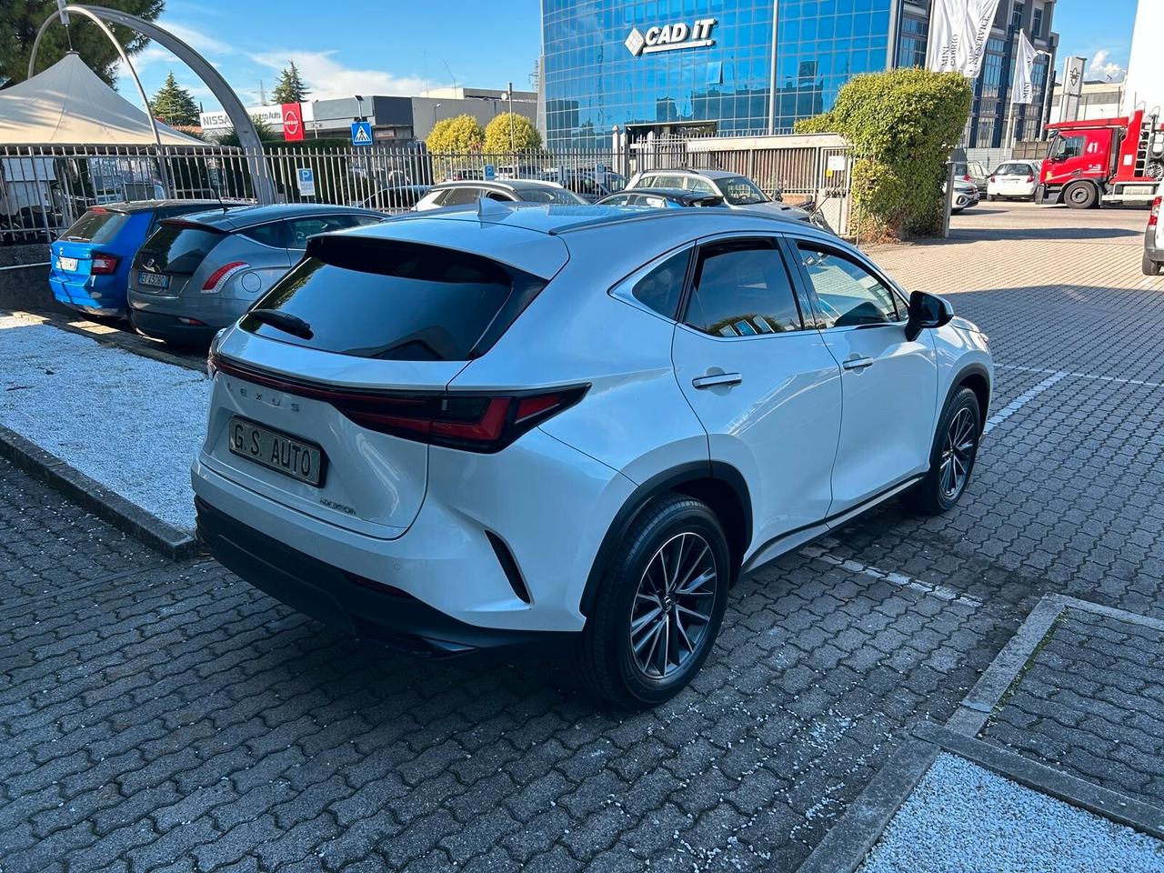 Lexus NX 350h 2.5 Premium+ 4wd e-cvt