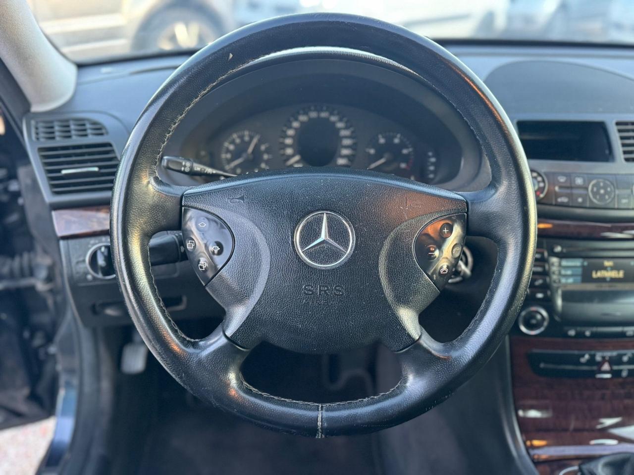 Mercedes-benz E 200 CDI cat Avantgarde