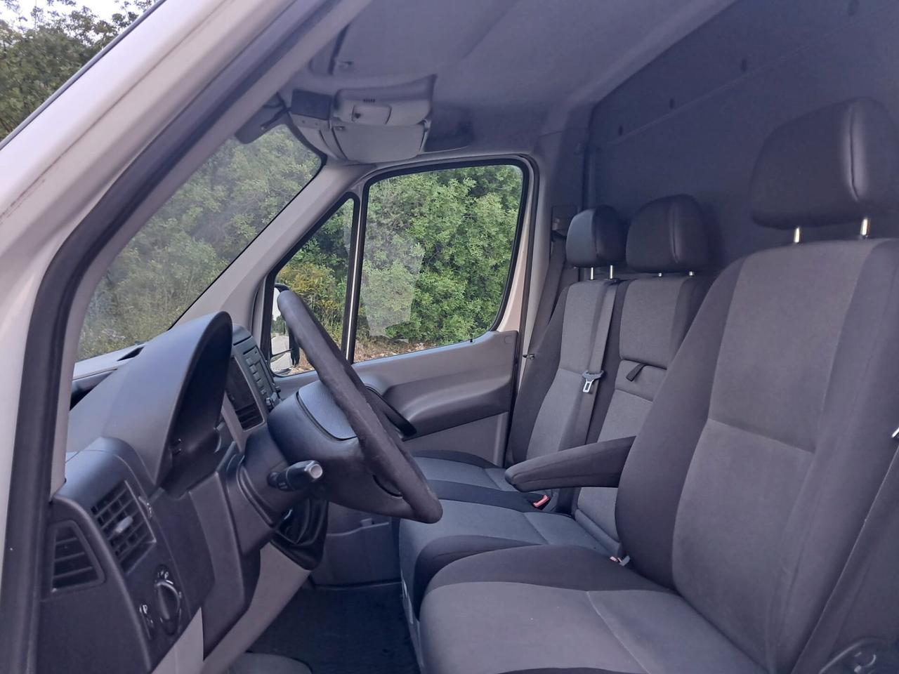 Volkswagen Mini Crafter coibentato con frigo (motore nuovo) Iva ESCLUSA