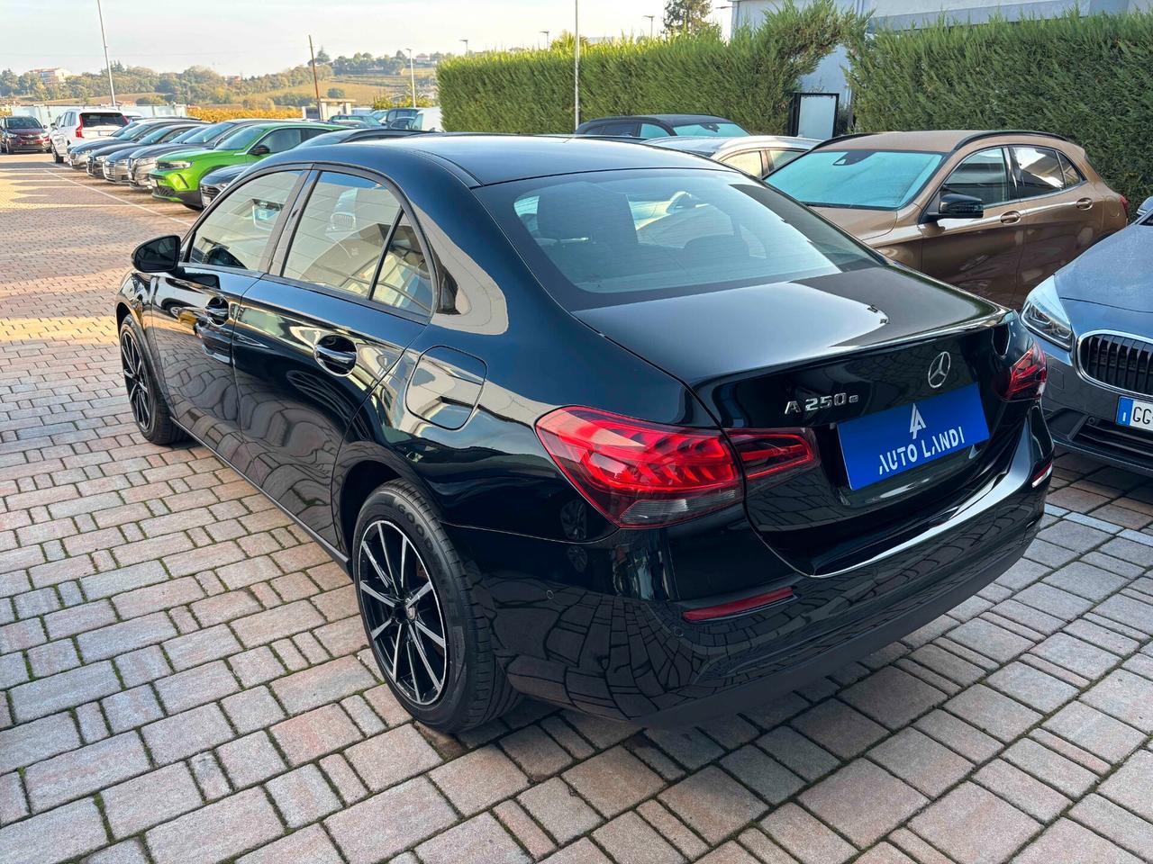 Mercedes-benz A 250 e Automatic EQ-Power Business