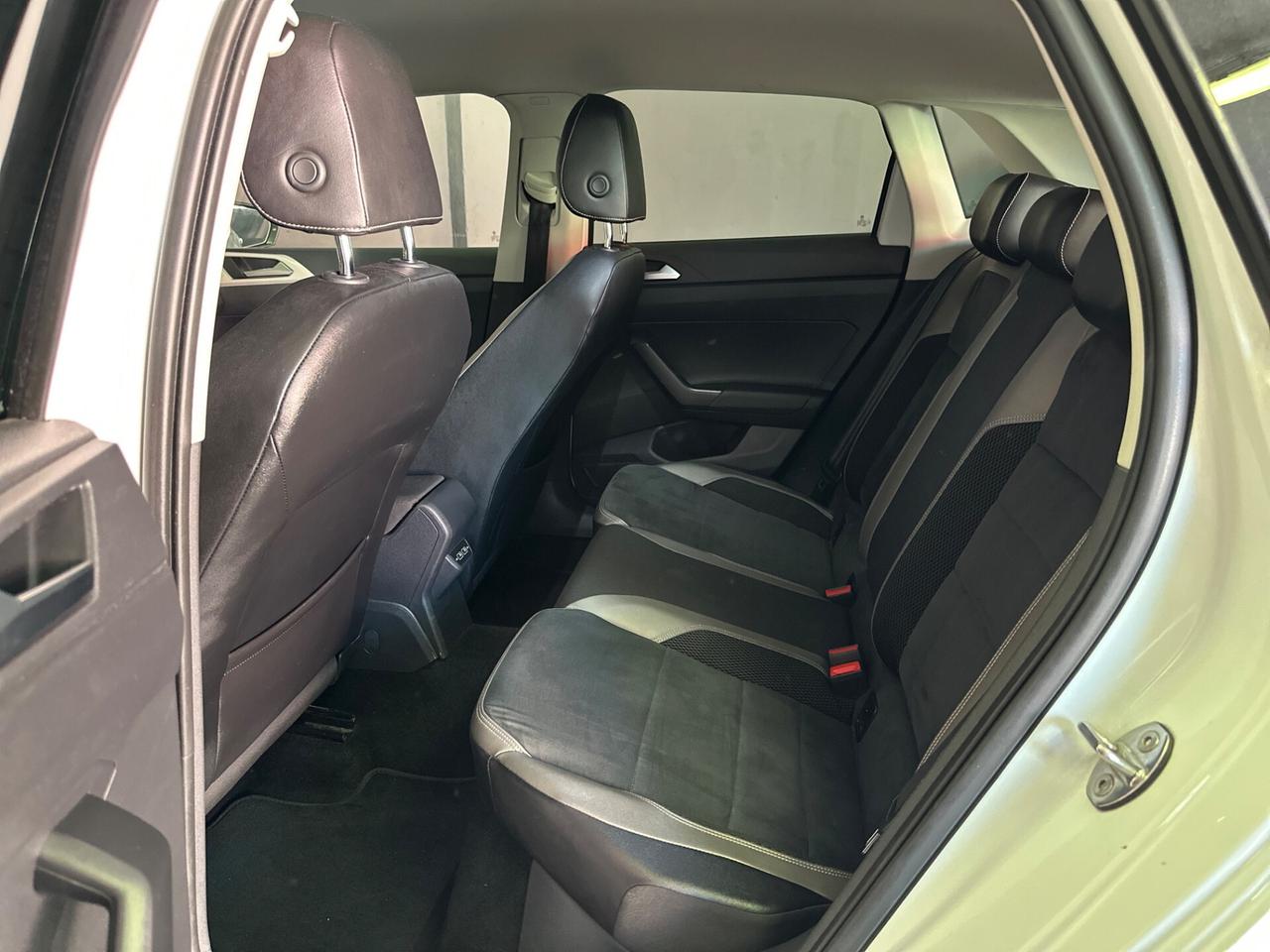 Volkswagen Polo 1.0 TSI 115 CV R-LINE