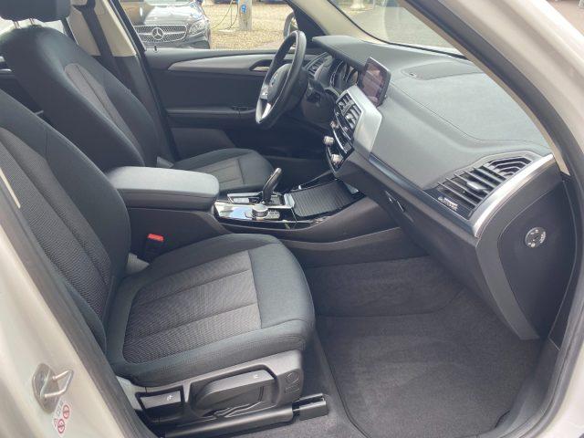 BMW X3 sDrive18d 48V Business Advantage Aut.