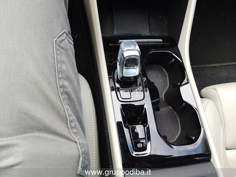 Volvo XC40 2023 2.0 b3 Ultimate Dark auto