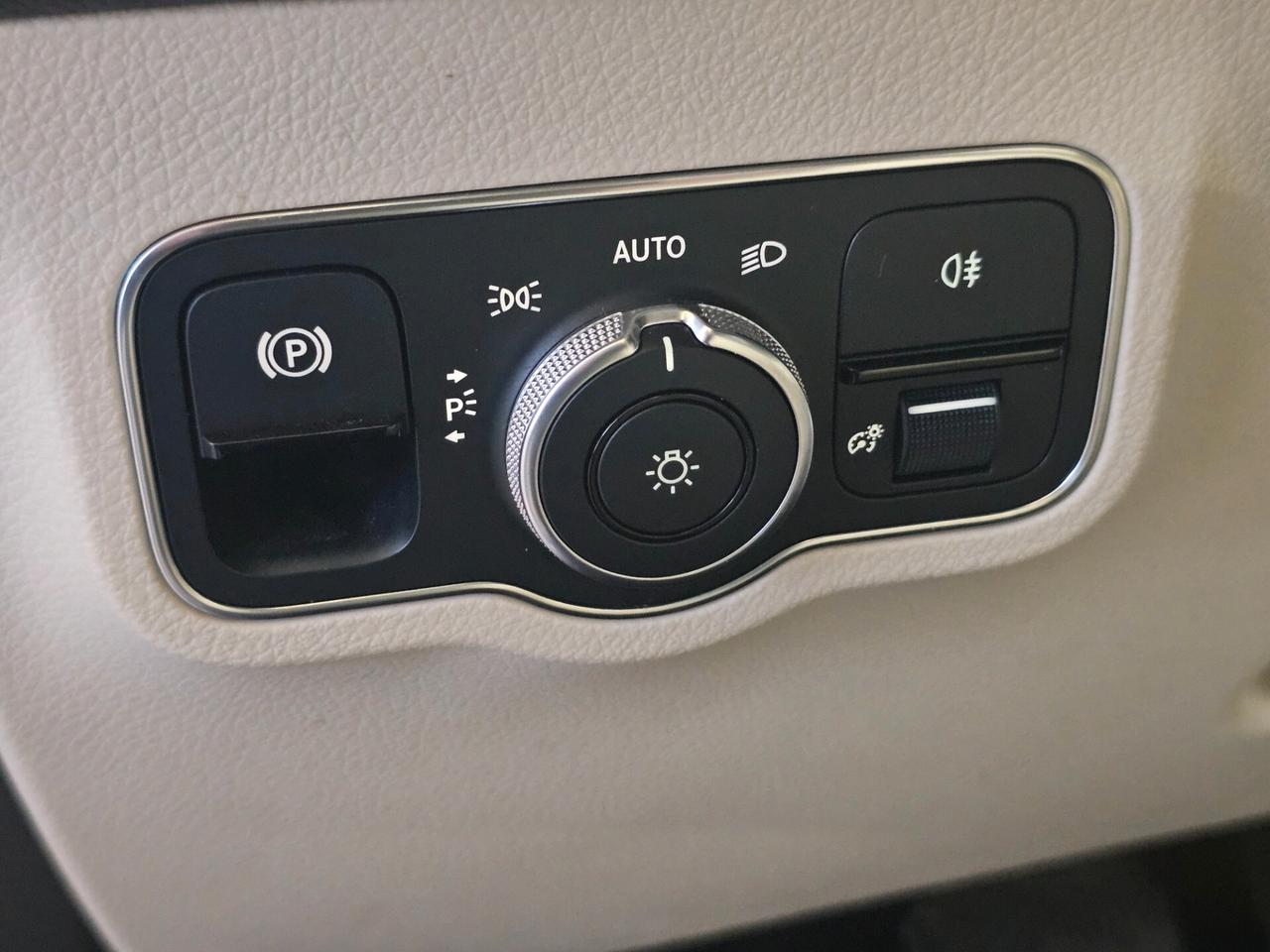 Mercedes-benz GLB 200 d Automatic 4Matic Sport Plus 7 Posti