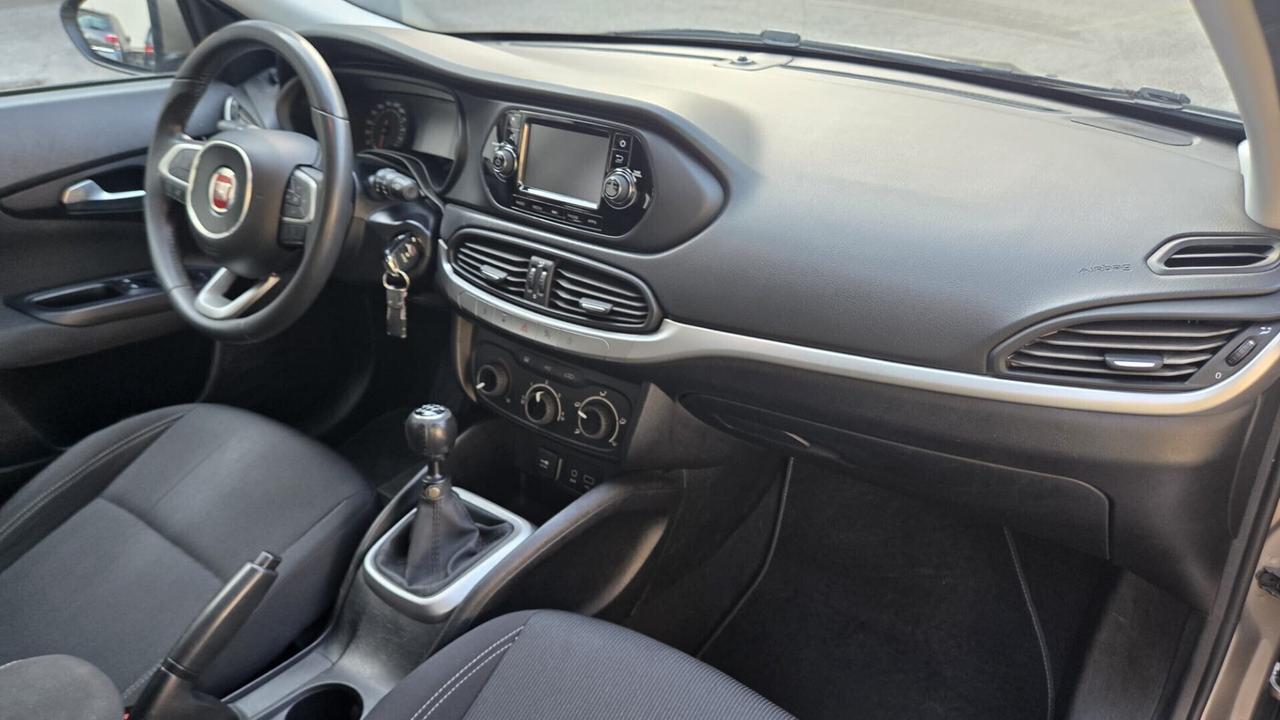 Fiat Tipo 1.6 Mjt S&S SW Lounge