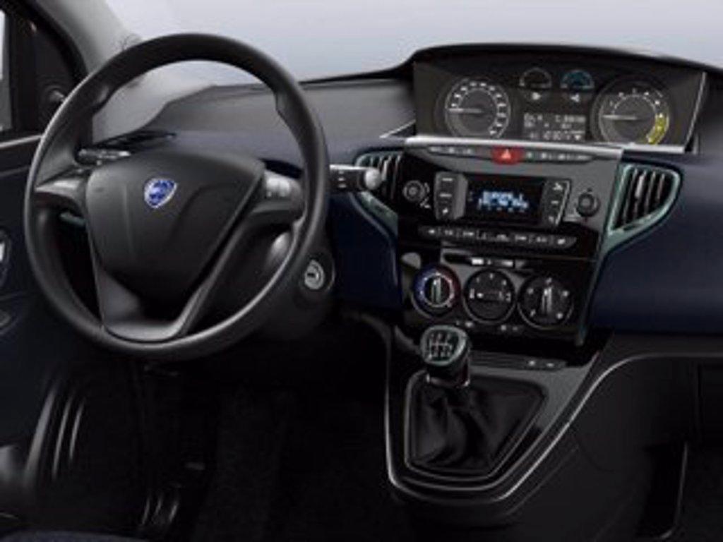 LANCIA Ypsilon 1.0 firefly hybrid oro s&s 70cv del 2024