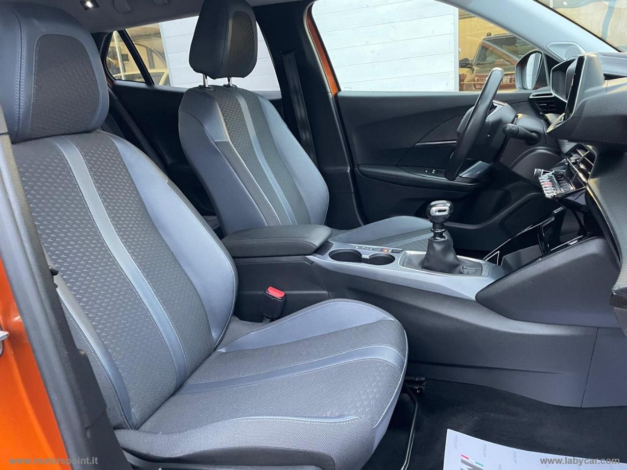 PEUGEOT 2008 BlueHDi 100 S&S