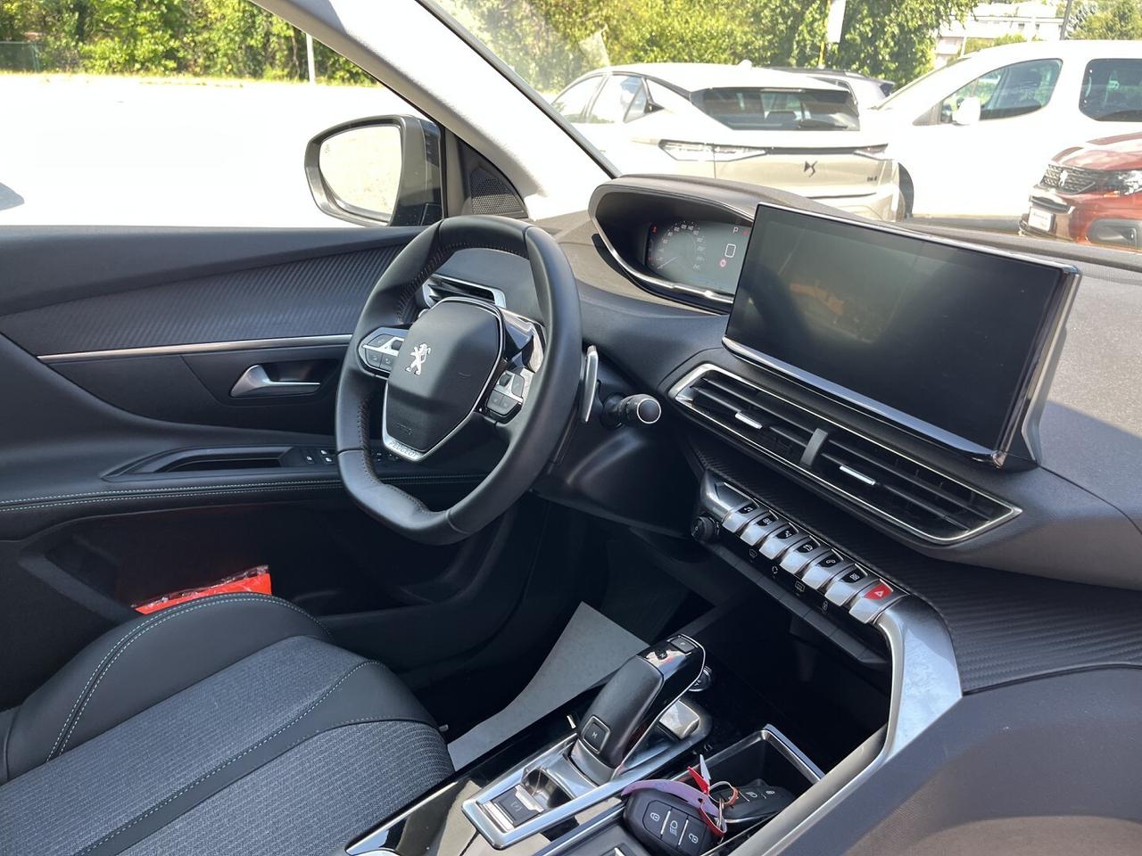 PEUGEOT 5008 1500 HDI 130 CV AUTOM. 7 POSTI