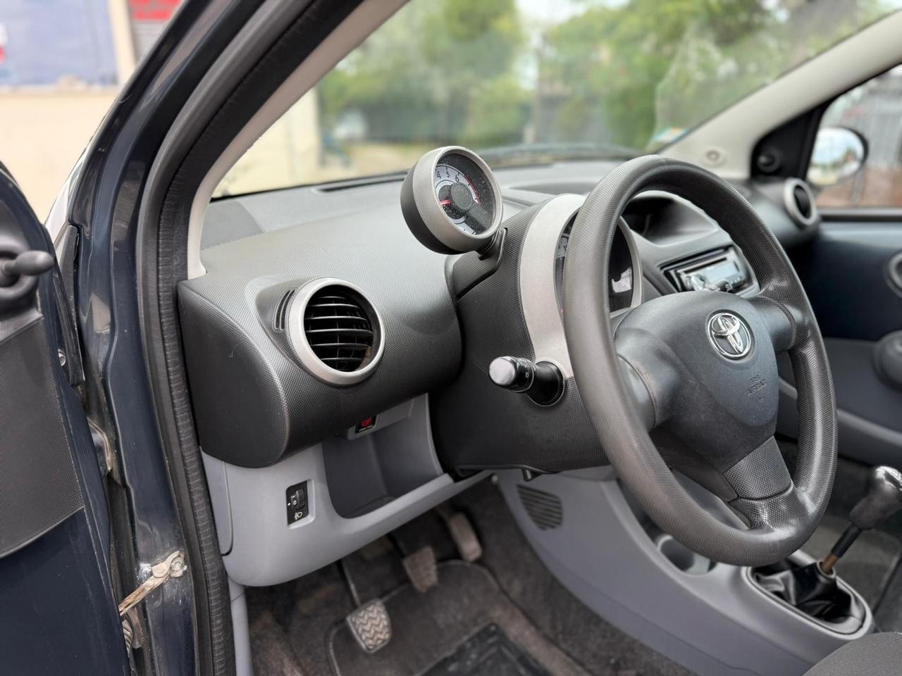 Toyota Aygo 1.0 12V VVT-i 3 porte Sol