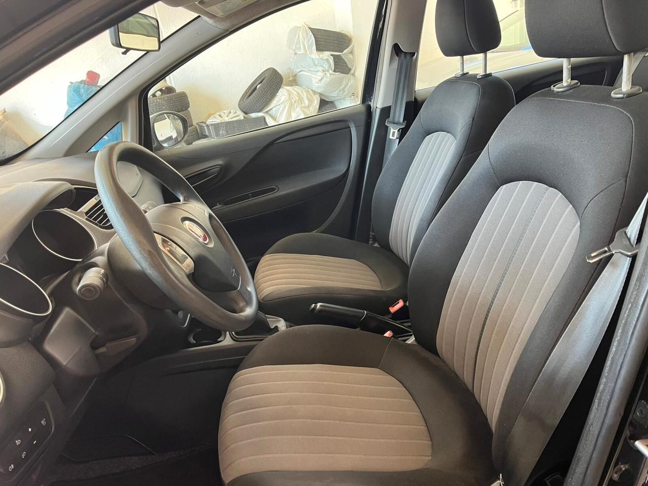 Fiat Punto 1.3 MJT II S&S 95 CV 5 porte Street 2018