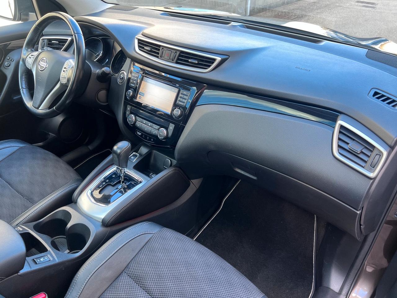 Nissan Qashqai 1.6 dci Tekna 2wd 130cv xtronic AUTOMNAVI/360. PERFETTA!!