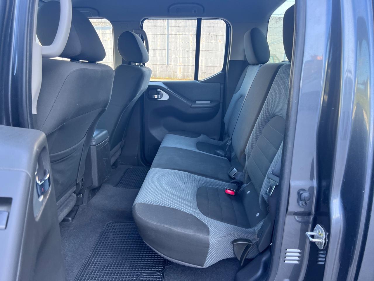 Nissan Navara 2.5 dCi 190CV 4 porte Double Cab LE Plus Restyling