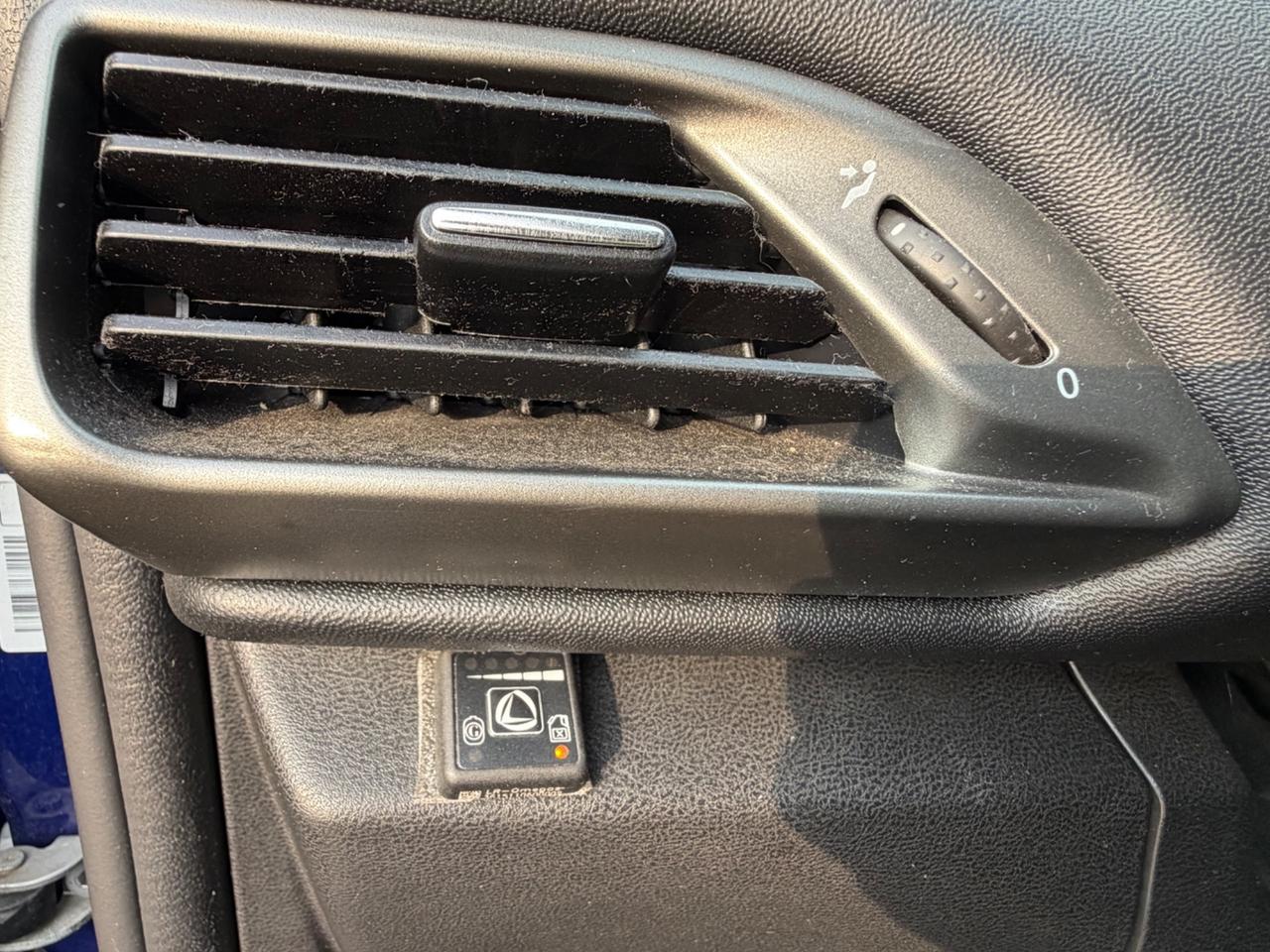 Lancia Ypsilon 1.4 Unyca Ecochic GPL