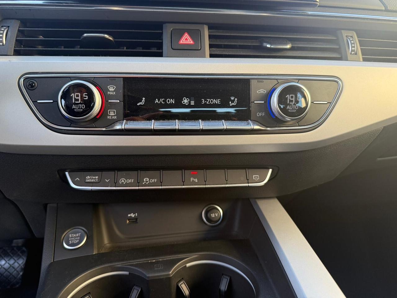 Audi A4 Avant ADVANCED Matrix