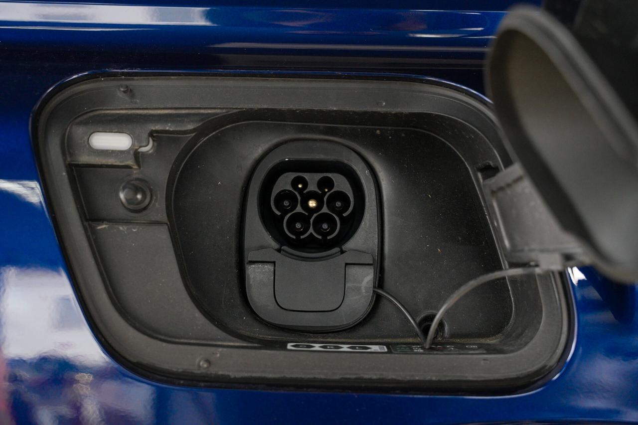 Audi Q4 45 e-tron quattro S line edition