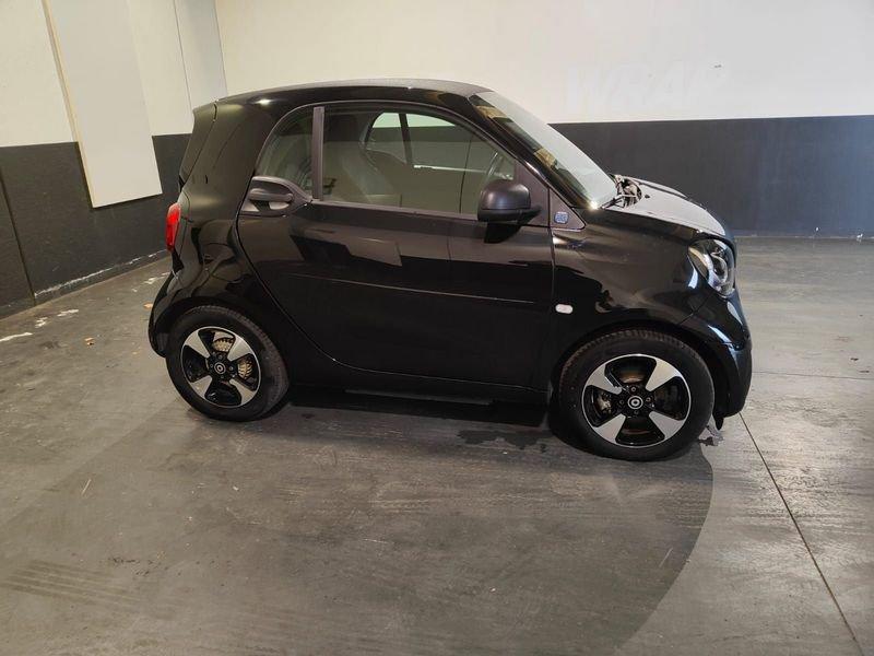 smart fortwo EQ Passion