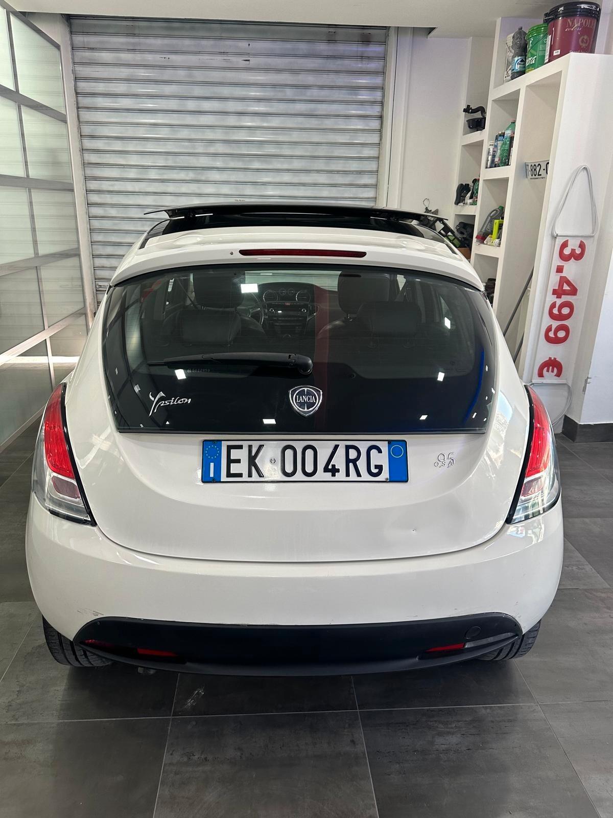 Lancia Ypsilon 1.3 MJT 16V 95 CV 5 porte S&S Gold