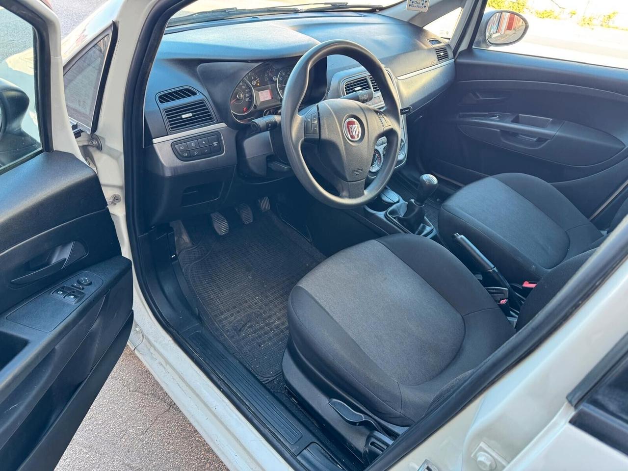 Fiat Punto 1.3 MJT II 75 CV 5 porte Street