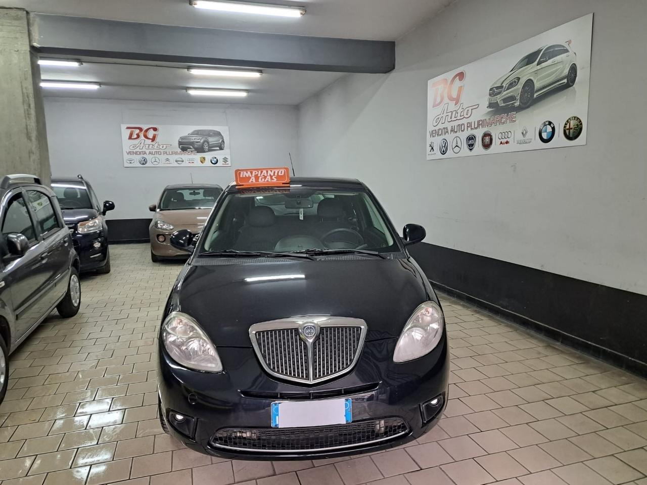 Lancia ypsilon 1.4 gpl X neop 2011 unico prop