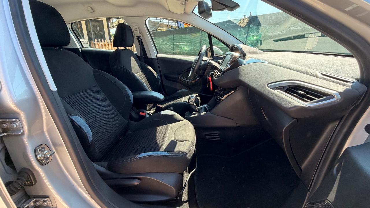 Peugeot 208 PureTech 82 3 porte Active