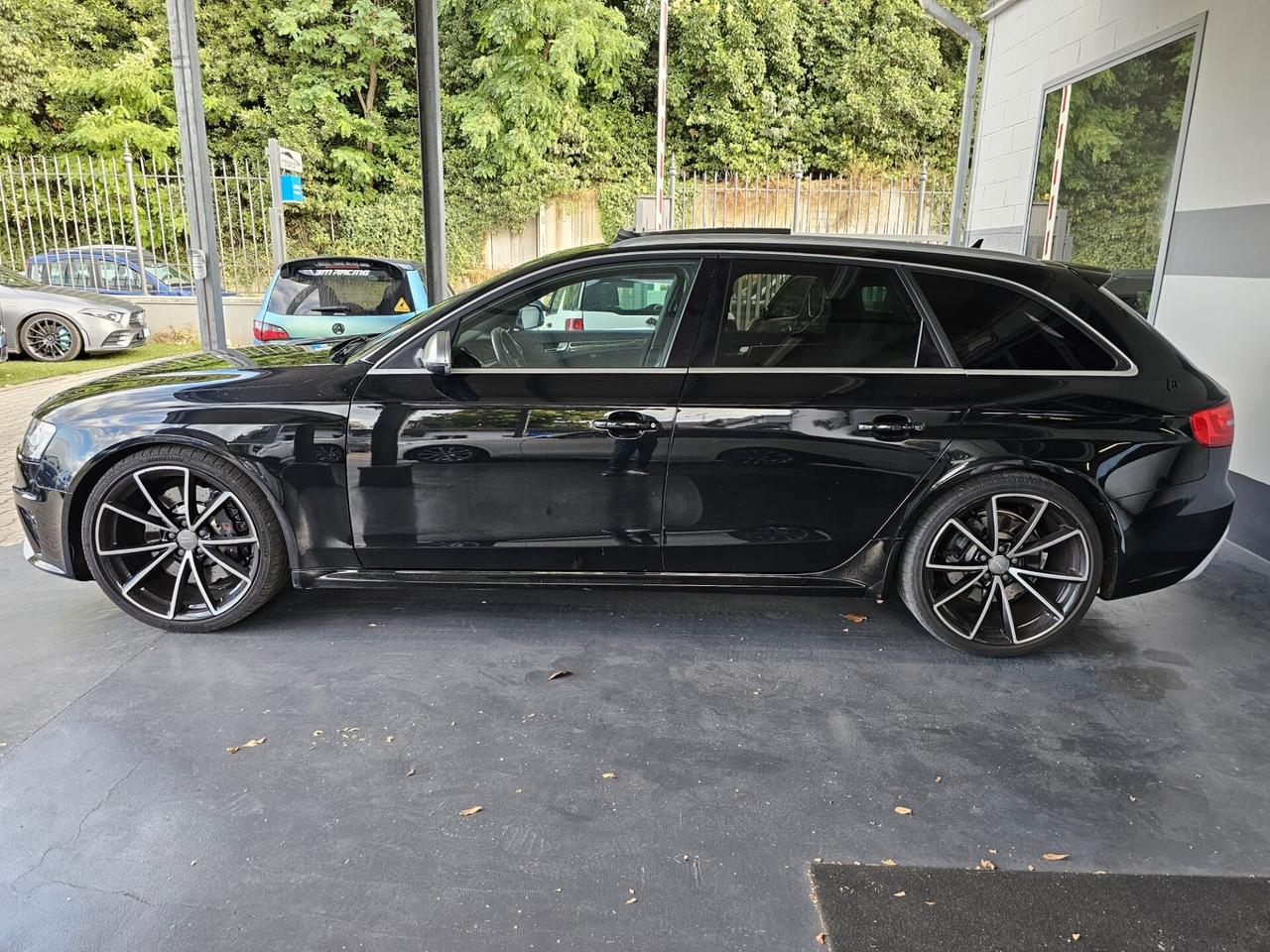 Audi A4 RS4 AVANT 4.2 V8 TFSI 450CV