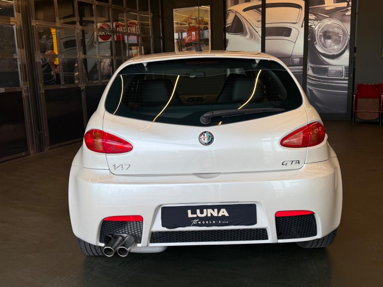 Alfa Romeo 147 3.2i V6 24V cat Selespeed 3 porte GTA