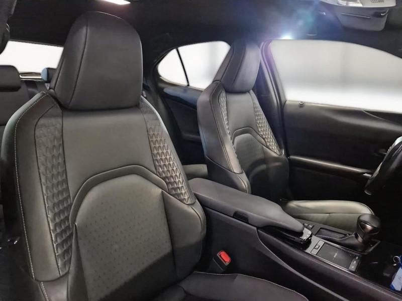 LEXUS UX 250H HYBRID MIDNIGHT EDITION 2WD MY22 AUTO SUV