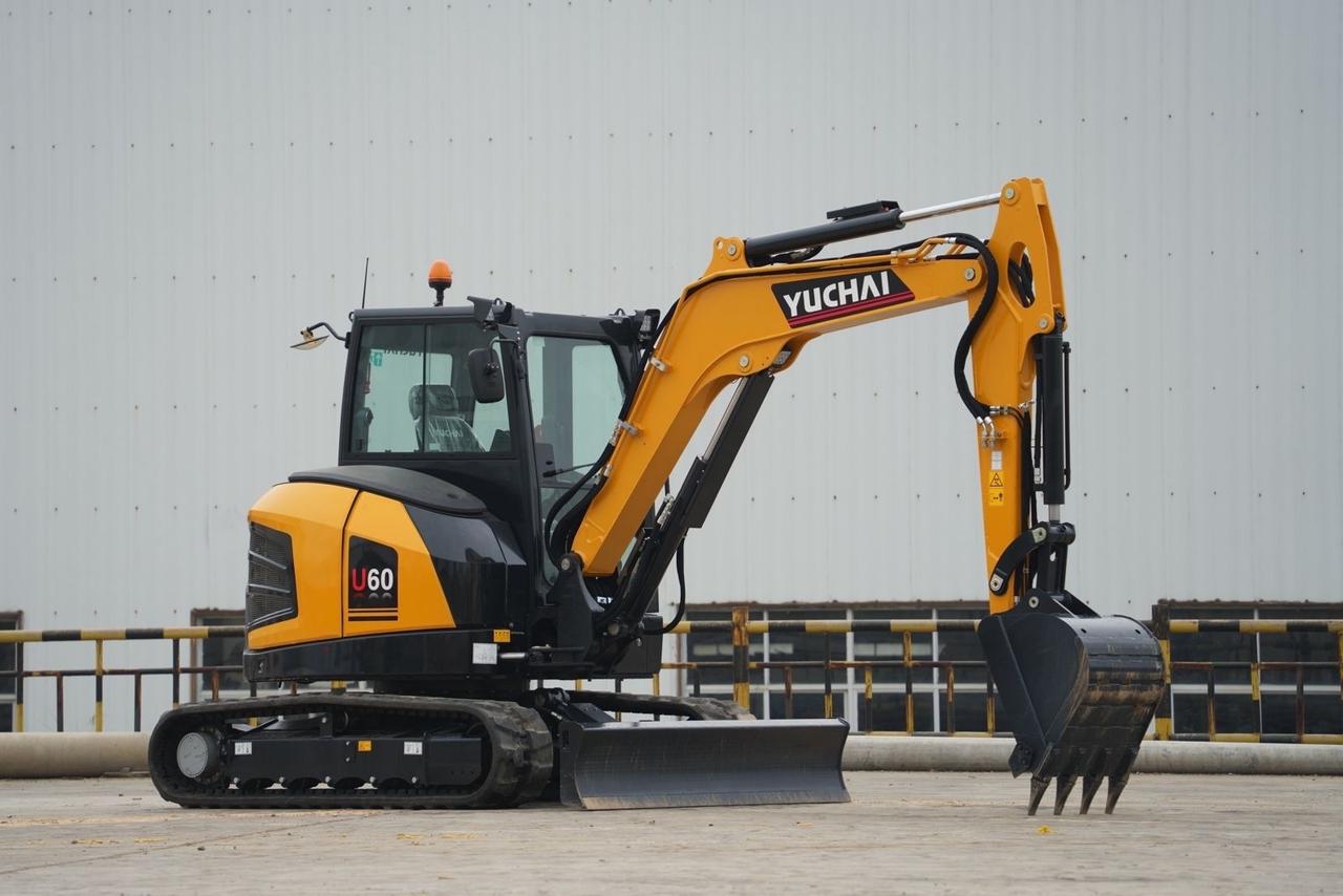 Mini escavatore Yuchai U 60 Nuovo