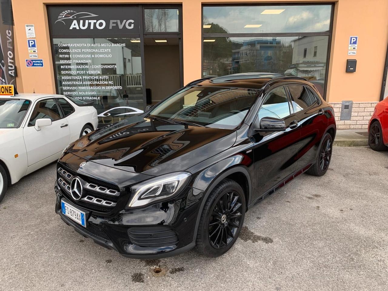 Mercedes-benz GLA 180 Premium Night Edition Tetto Full