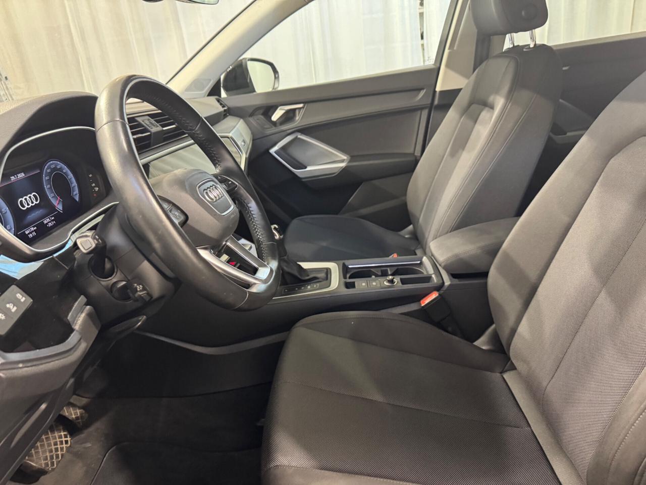 Audi Q3 SPB 35 TDI S tronic Business Advanced Plus