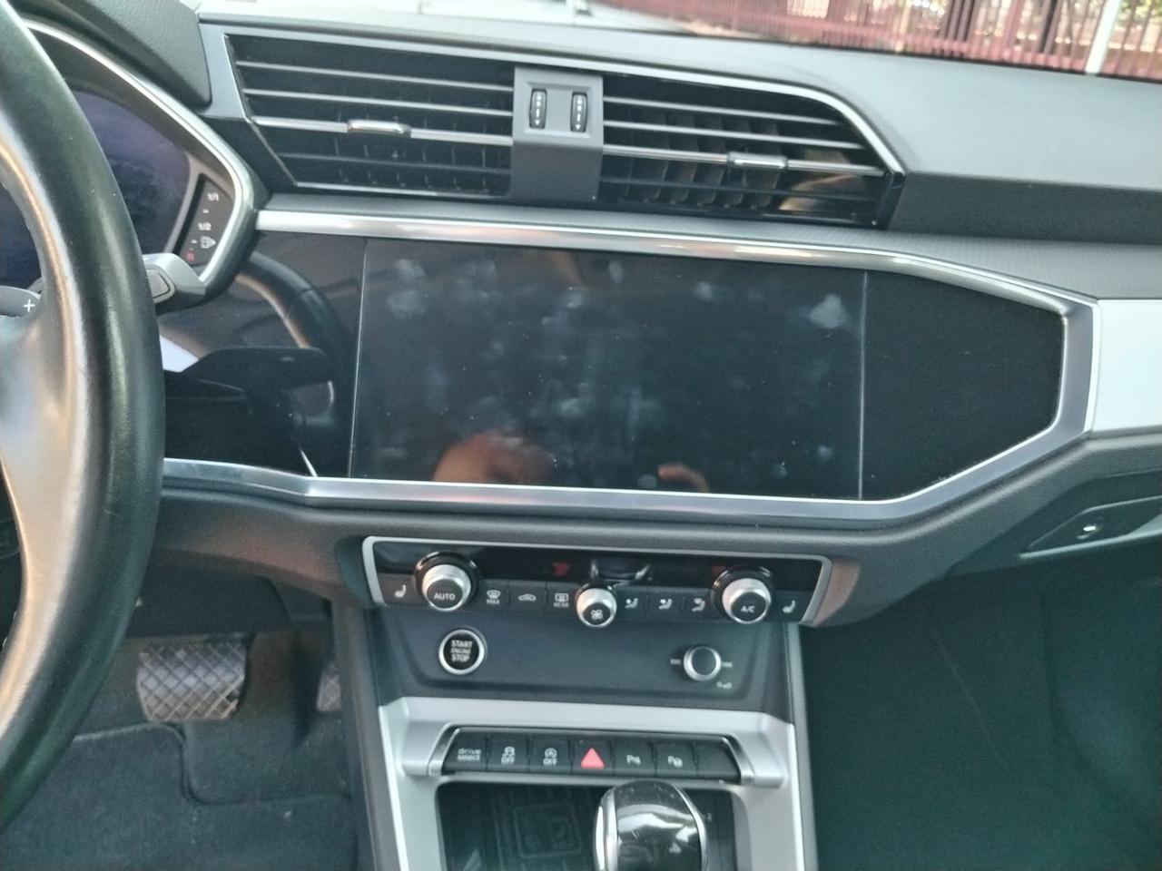 Audi Q3 S Line 2.0 35 TDI #5885