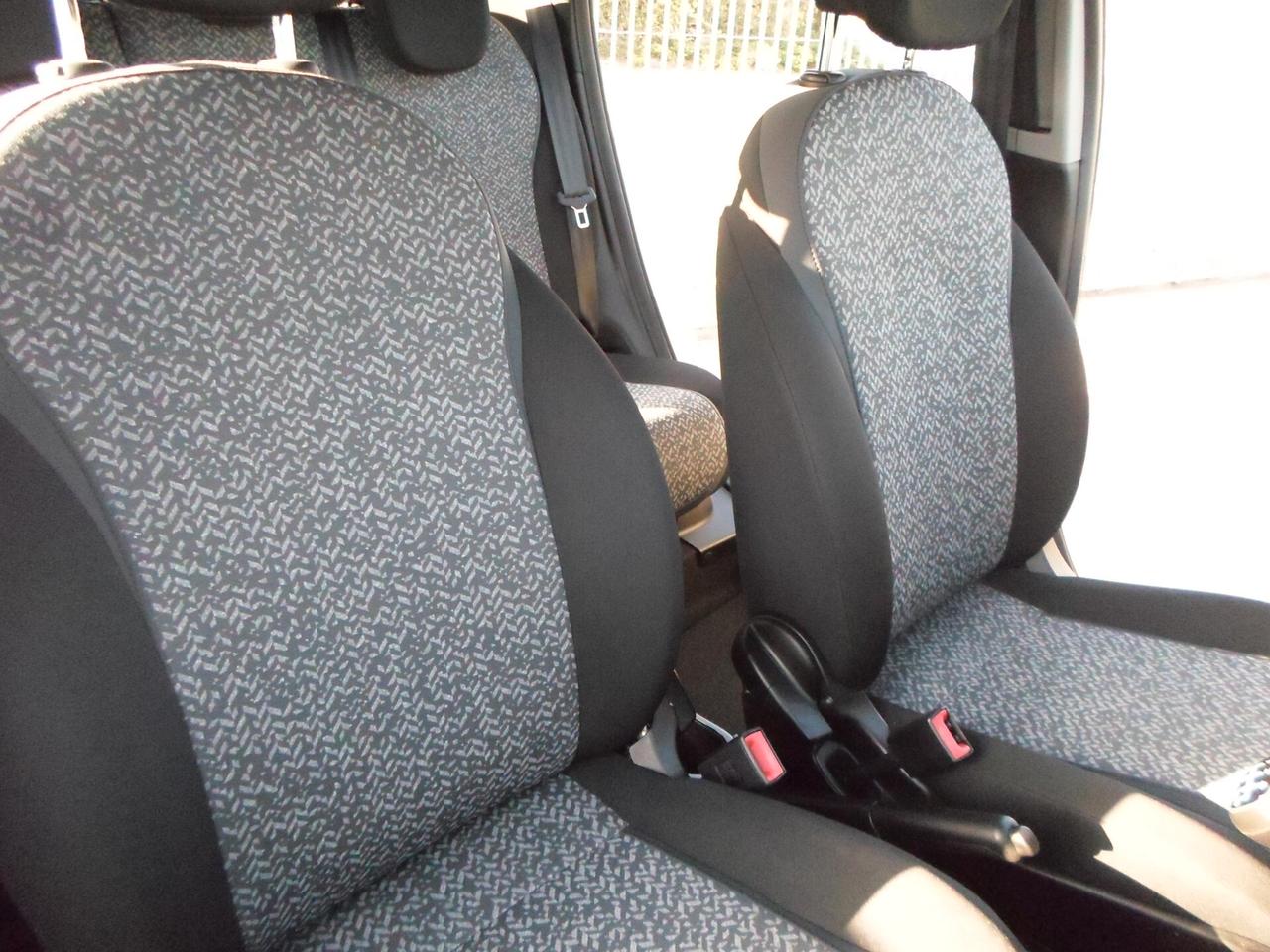 Lancia Ypsilon 1.0 FireFly 5 porte S&S Hybrid Ecochic Gold