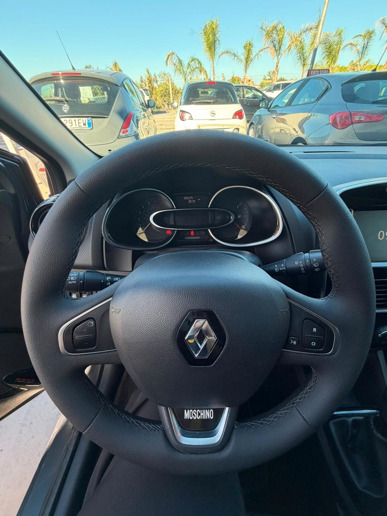 Renault Clio TCe 12V 90 CV GPL 5 porte Moschino Intens