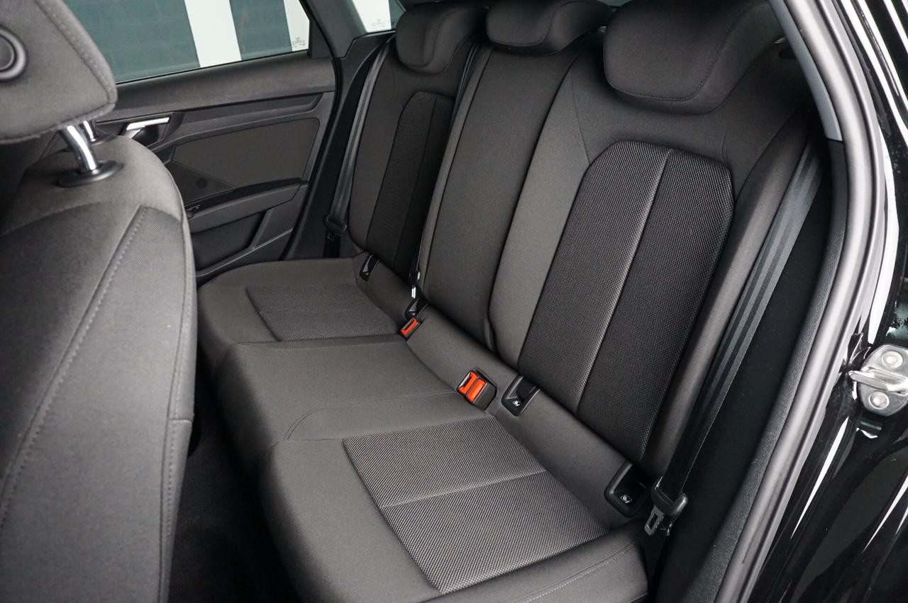 A3 SPB 30 TDI S-Tronic Business Advanced