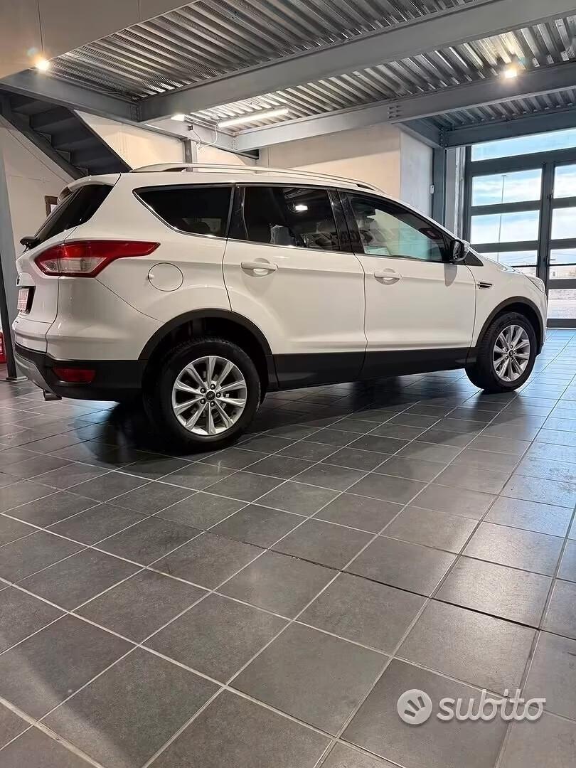 KUGA 2.0 - 2015 - 120000 KM - UNICO PROPRIETARIO